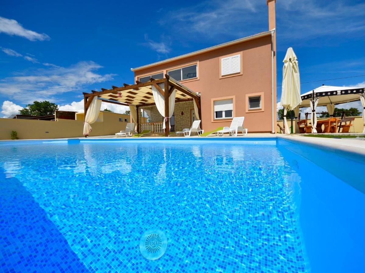 Holiday Home Frane By Interhome Lisane Tinjske Eksteriør billede