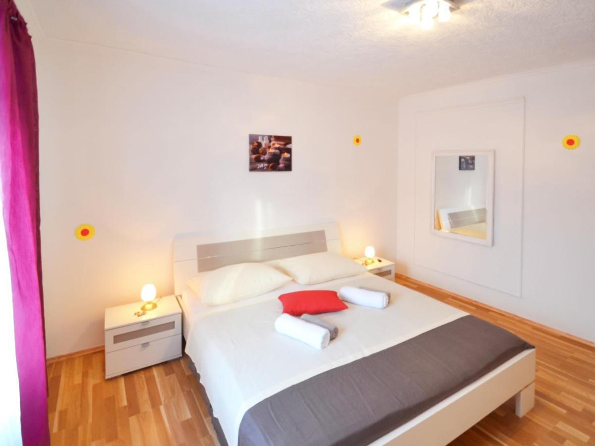 Holiday Home Frane By Interhome Lisane Tinjske Eksteriør billede