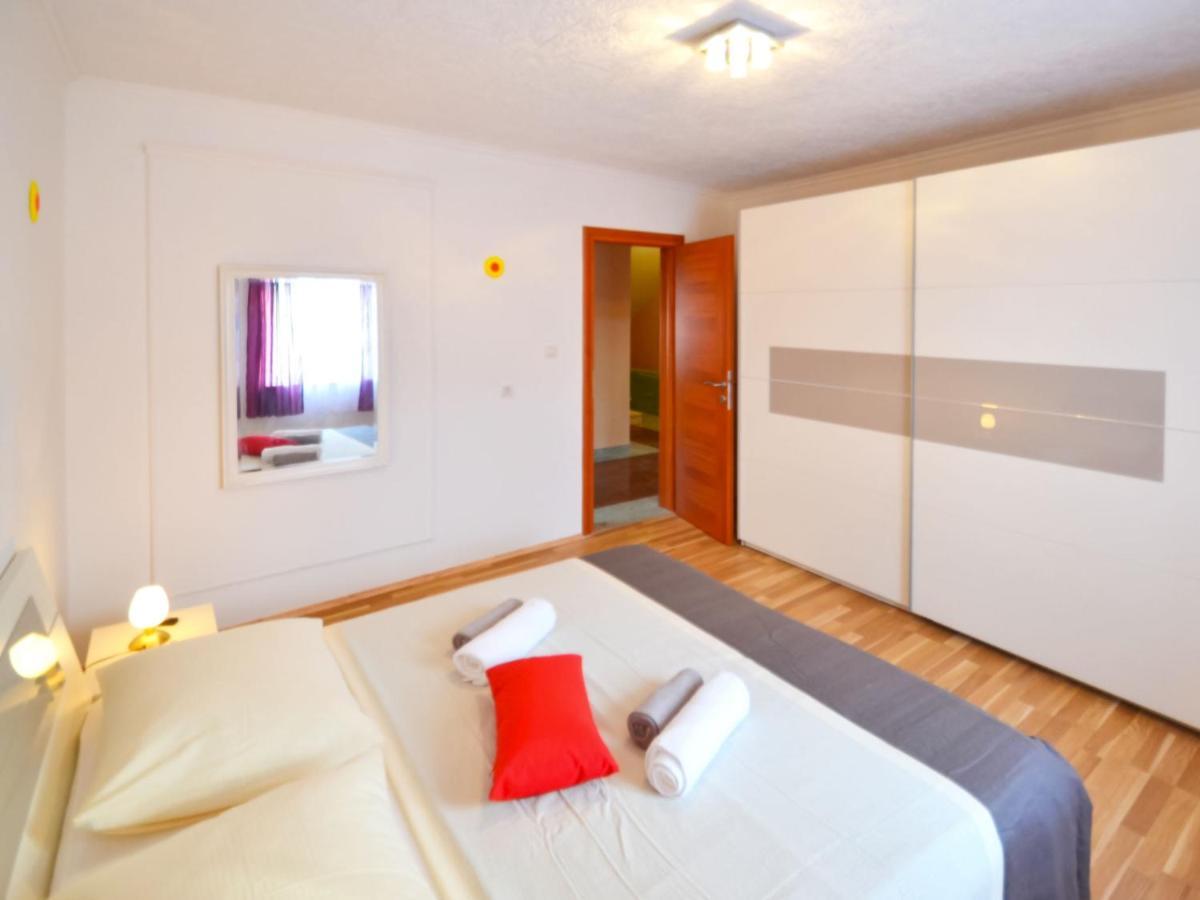 Holiday Home Frane By Interhome Lisane Tinjske Eksteriør billede