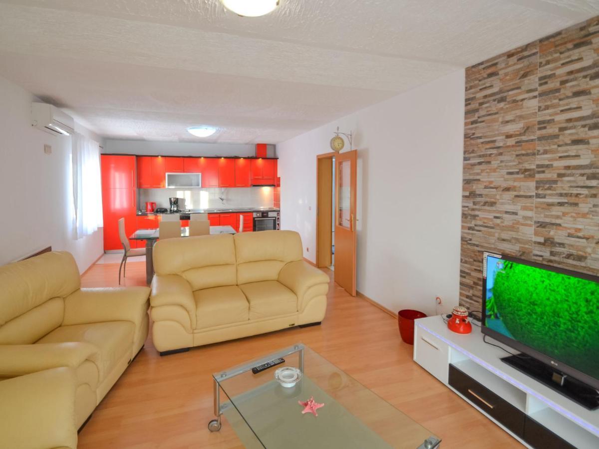 Holiday Home Frane By Interhome Lisane Tinjske Eksteriør billede